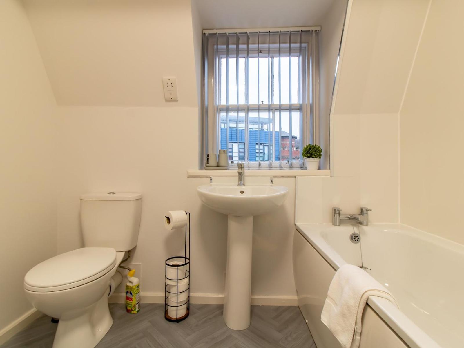 Stylish Maisonette Newcastle Pass The Keys Εξωτερικό φωτογραφία